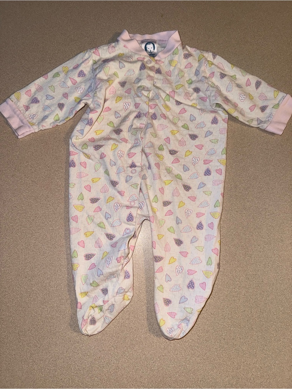 Vintage Gerber baby girl size 3-6 months lightweight pajamas with pastel heart